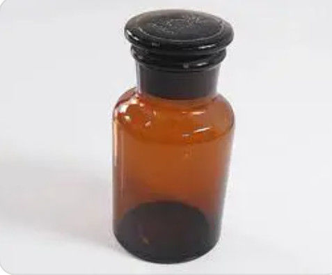 明確な、こはく色びんの注入3mlの薬剤のガラス ガラスびん